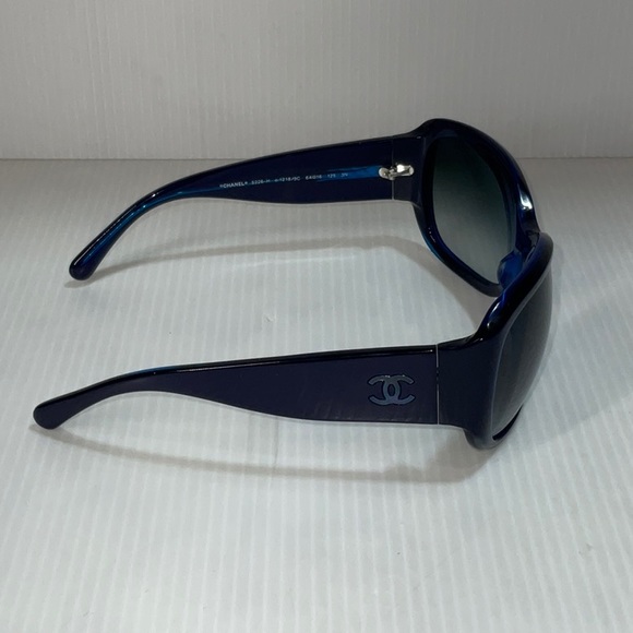 Chanel sunglasses 5226-H dark blue frame for woman’s made in Italy - Picture 3 of 8